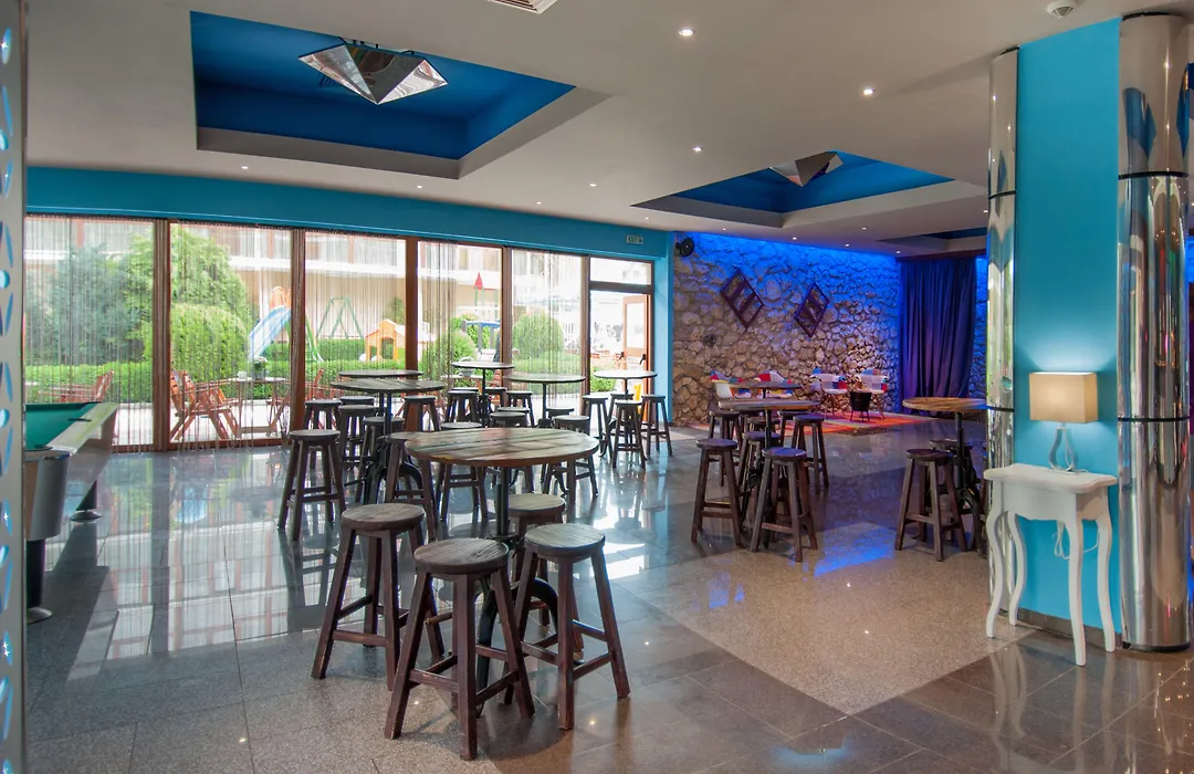 Mercury Hotel-1
