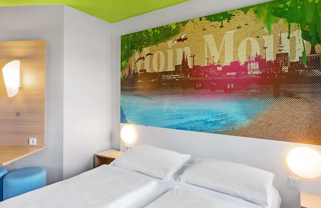 B&B Hotel Hamburg-Wandsbek-1