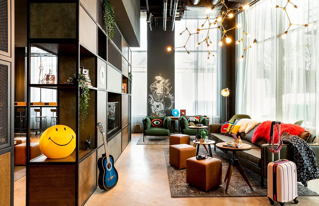 Moxy Glasgow Sec-1