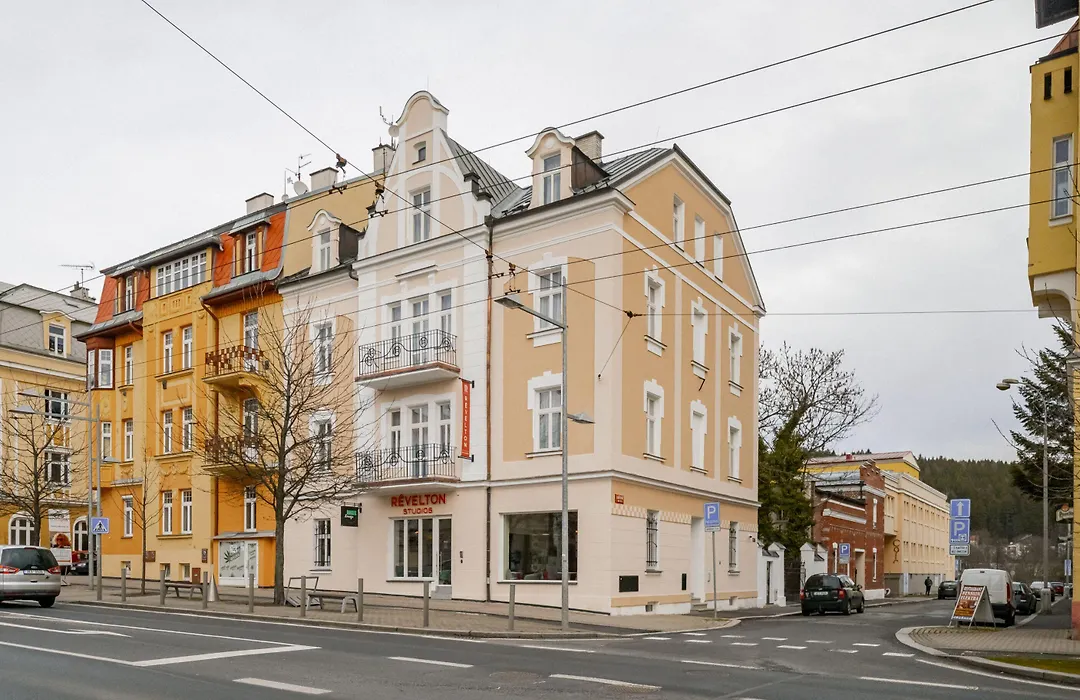 Revelton Studios Marianske Lazne-1