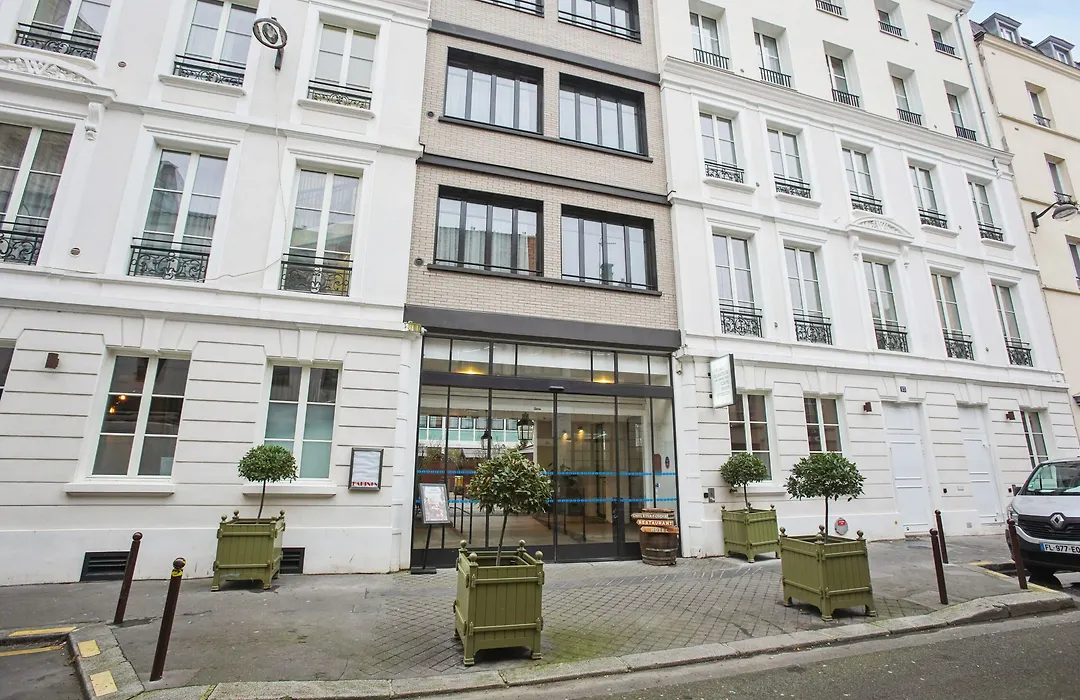Le Grand Quartier-1