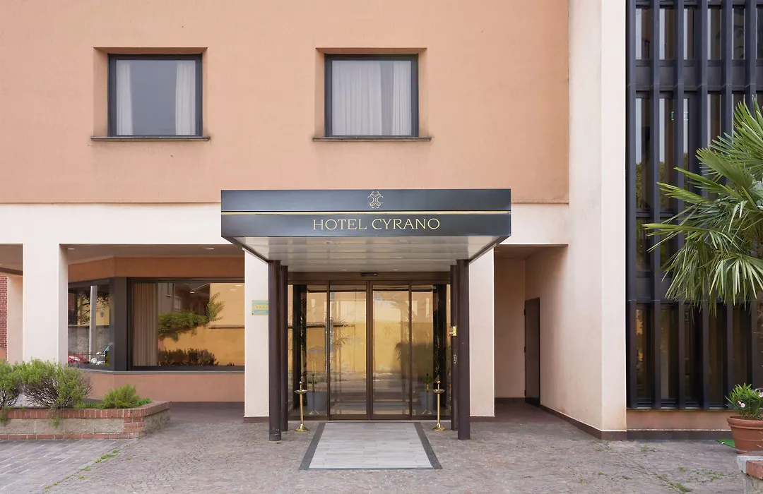 Hotel Cyrano-1