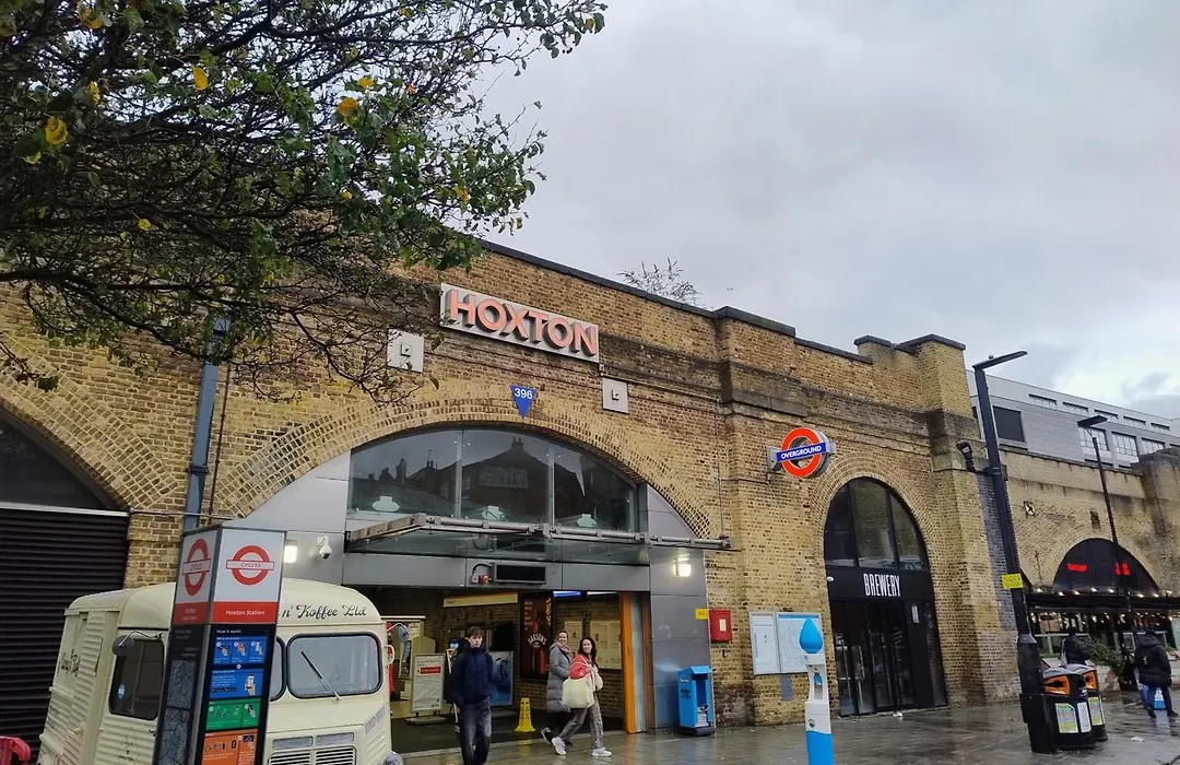 Fantastic Location Private Deluxe Ensuite Bathroom Shoreditch Hoxton Spitalfields Liverpool St London Bridge City 2 Rooms Luxury Doubles For 5 Guests,You Will Share Entrance To Apartment With Host During Your Stay,All Rooms Are Private With Secured L-1