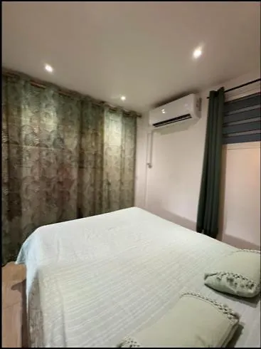 Aloes, T2 Residence Le Loys A Ste Anne-1