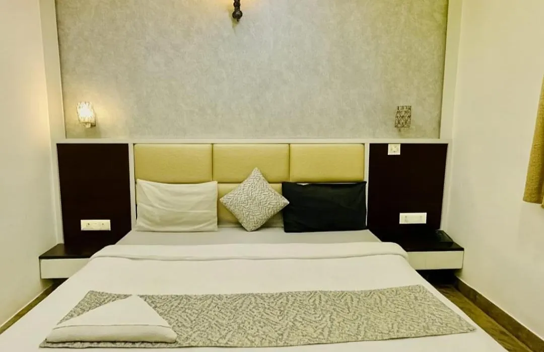The Star Taj - Affordable Rooms Near Taj Mahal-1