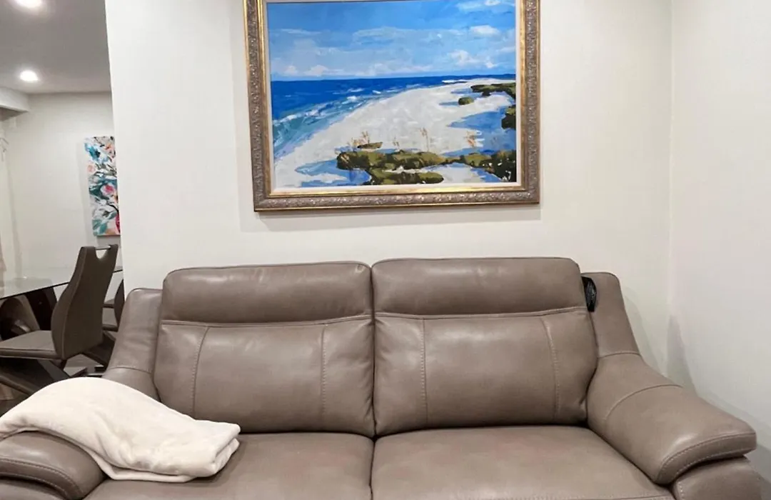 Beautiful 3 Bedrooms Guesthouse-1