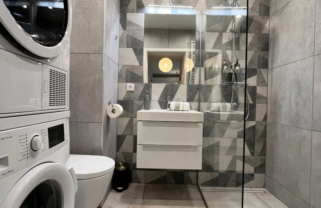 Rodzinny Apartament Z 2 Osobnymi Sypialniami Blisko Rynku-1