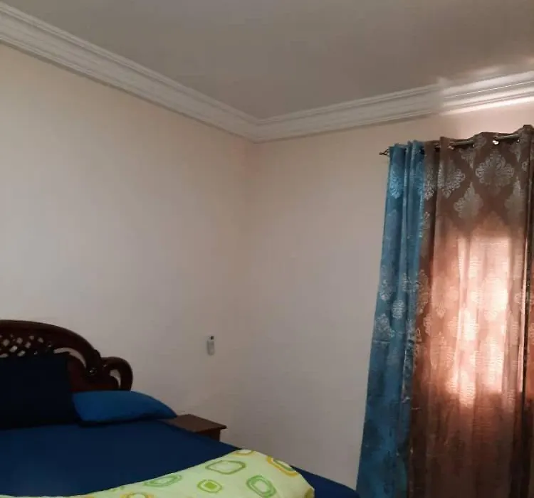 Appartement Chic Et Spacieux-1