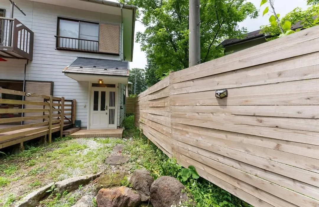 Green Oasis Cottage B-1