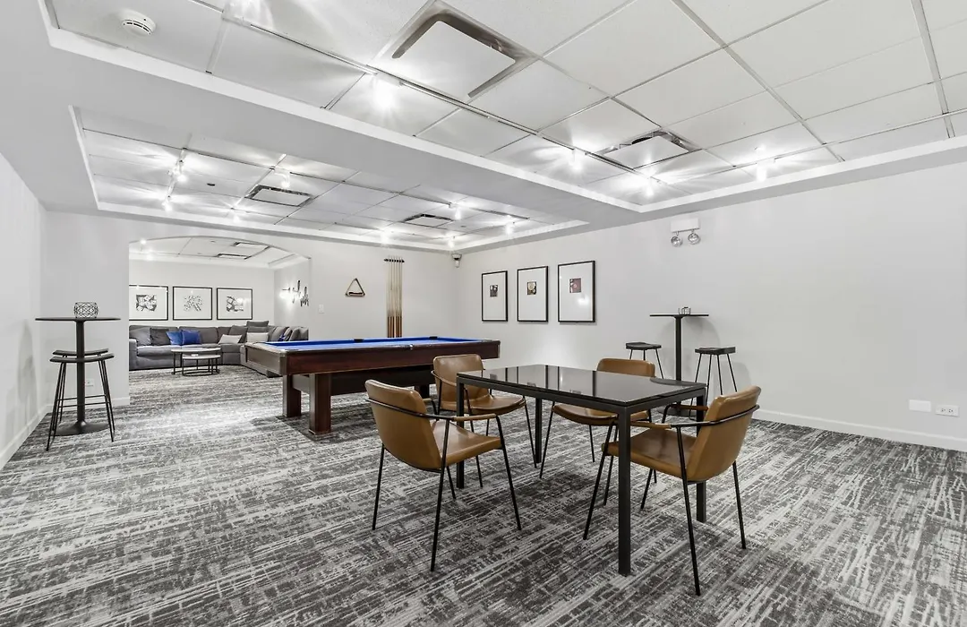 2Bd River North Million Dollar Views! Parking Incl Condo-1