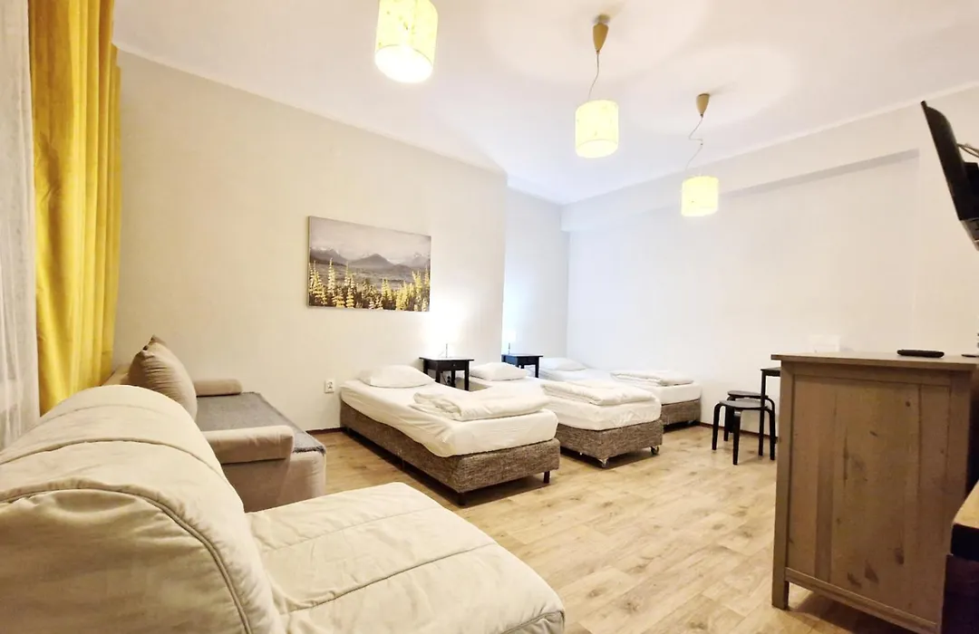 Hostel Helvetia - Private Rooms In City Center-1