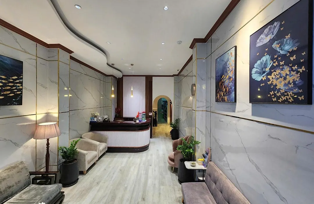Ancient Luxury Hotel-1