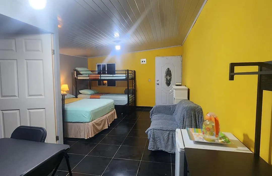 Colibriest Bed & Breakfast-1