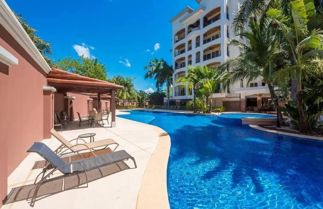 Peninsula Langosta-1