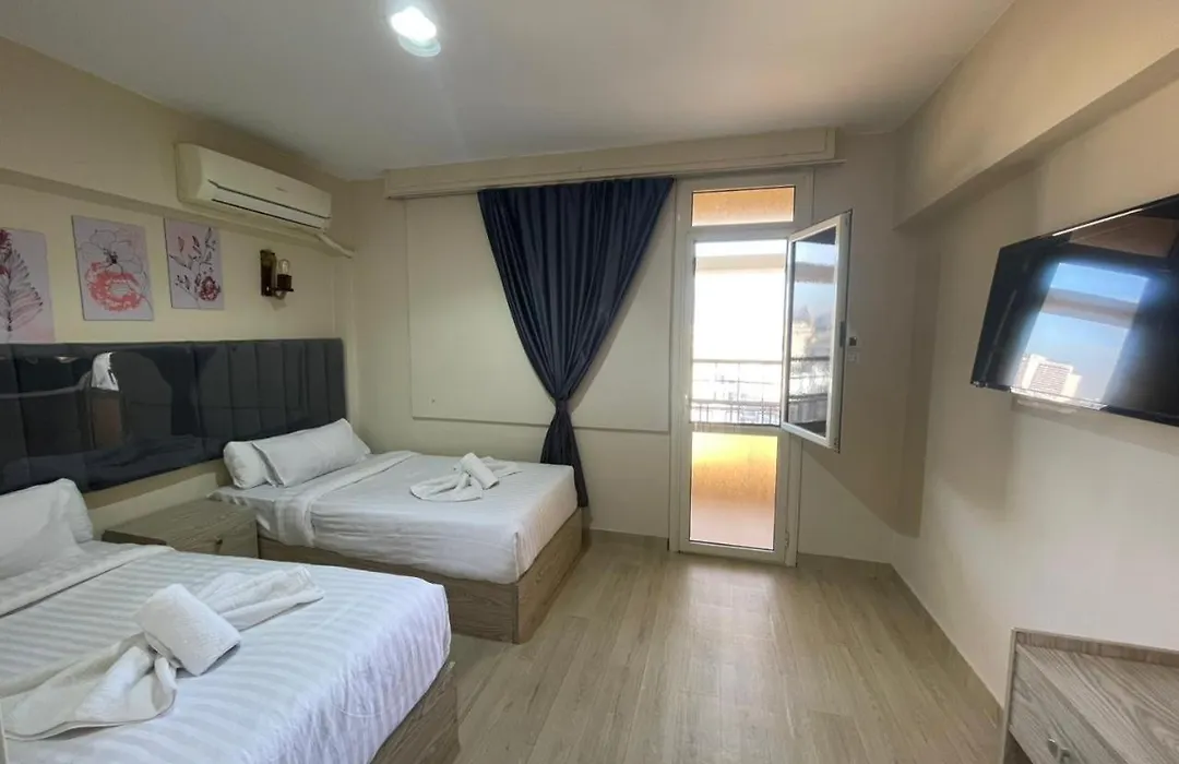 Lorenda Hotel-1