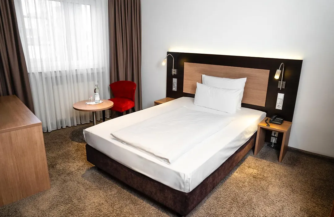 Astor & Aparthotel-1
