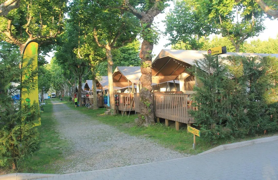 Camping Village Lago Maggiore-1