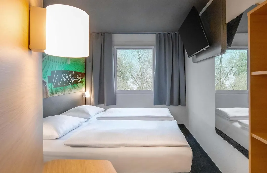 ibis budget Würzburg Ost-1