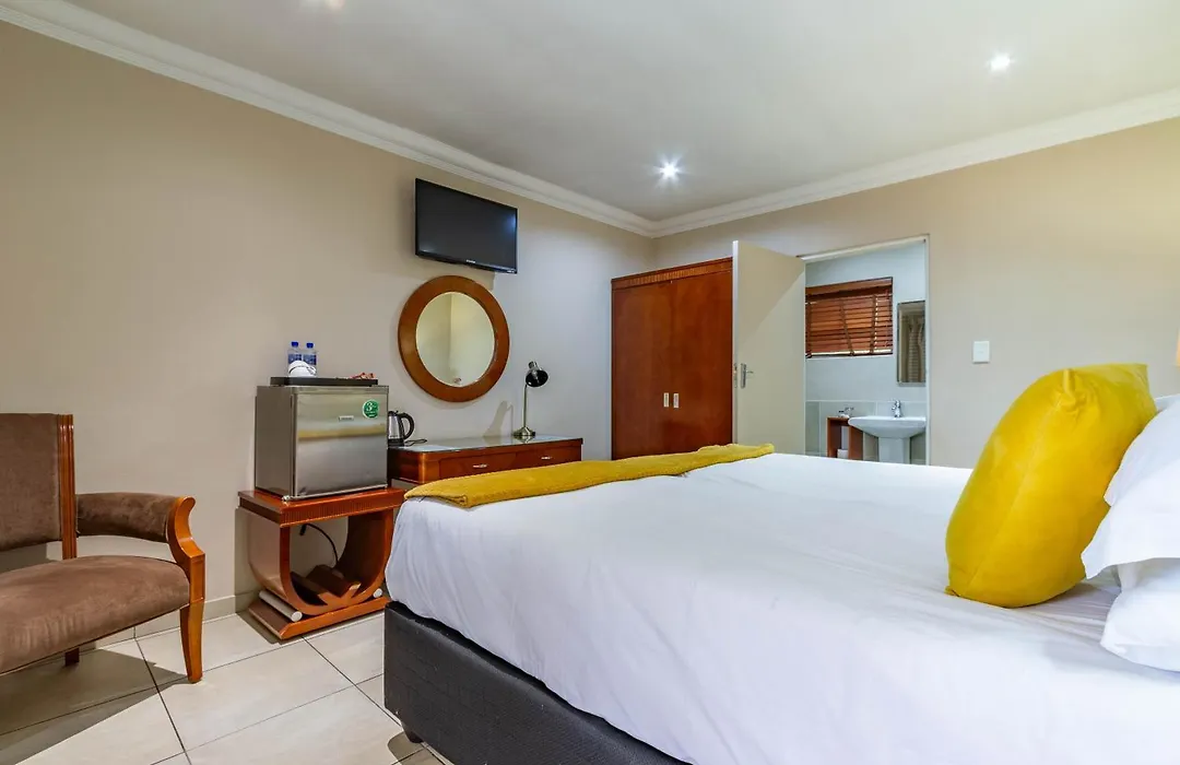 Lakeview Boutique Hotel & Conference Center-1