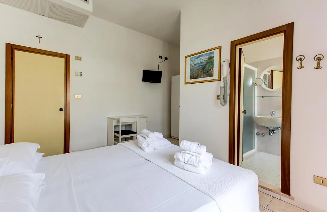 Hotel Vela D'Oro-1