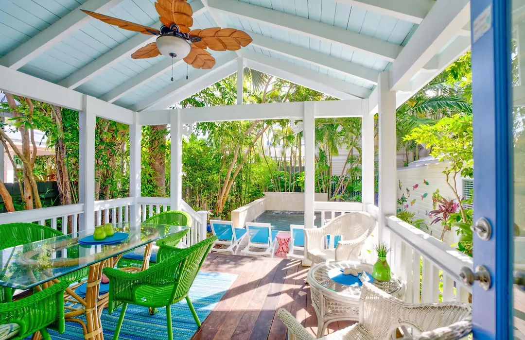 Kw42 Bahama House-1