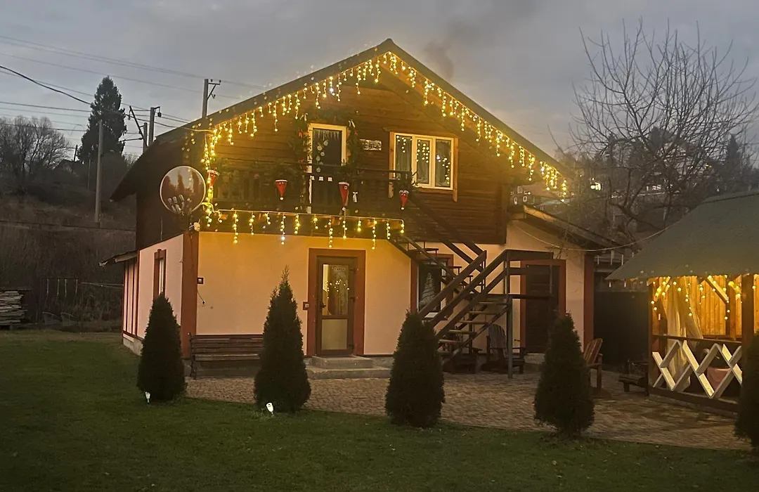 Між Тростяном Та Рікою-1