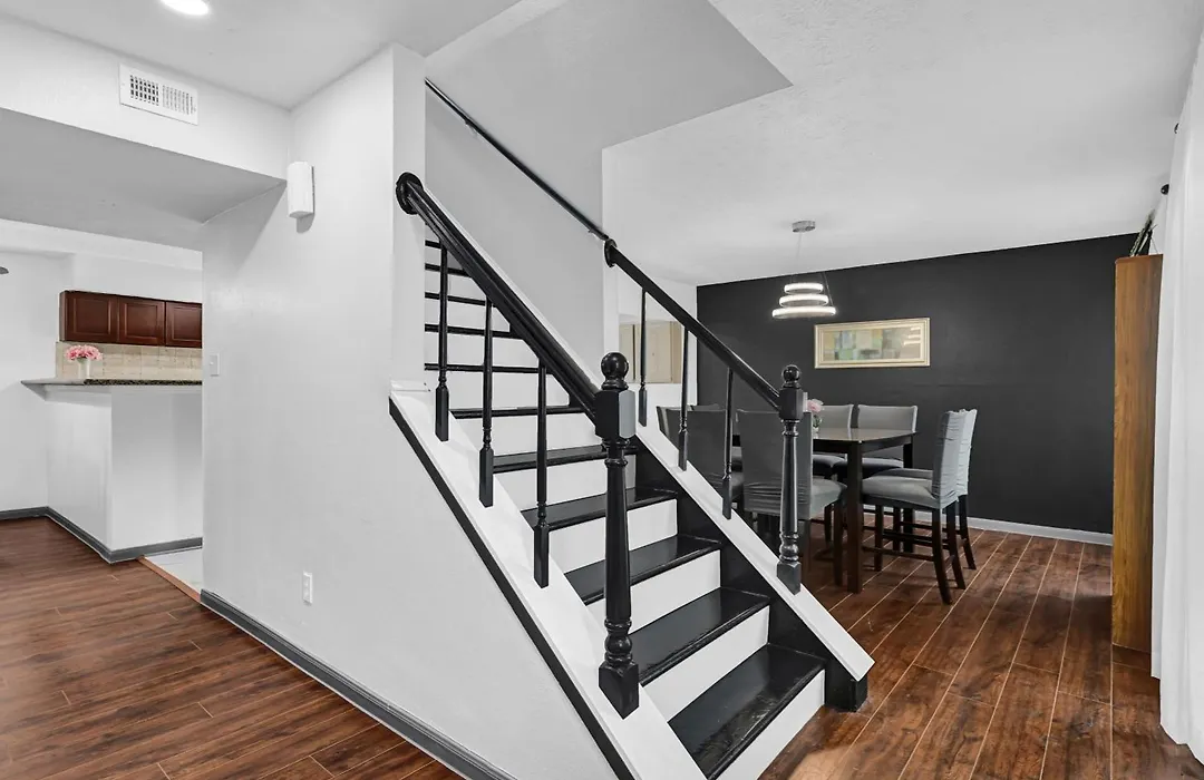 6 Bedroom House 15 Minutes From Iah Airport.-1