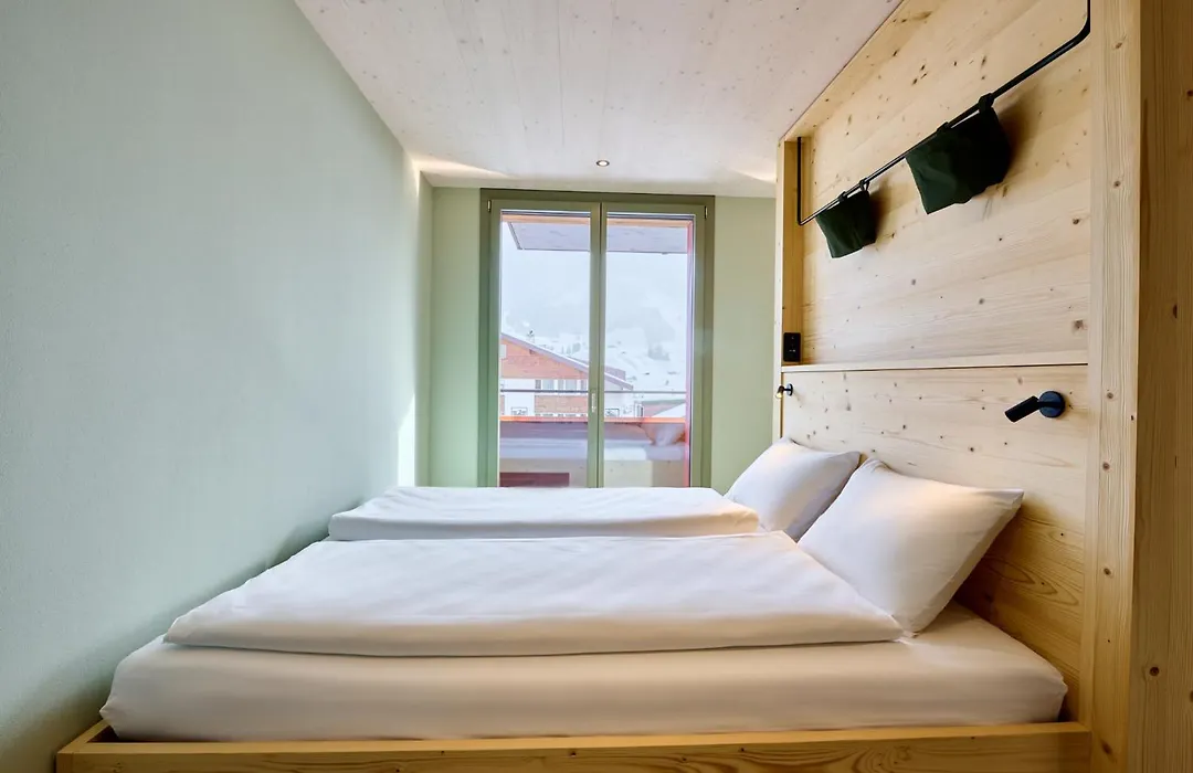 Apart Hotel Adelboden am Dorfplatz-1