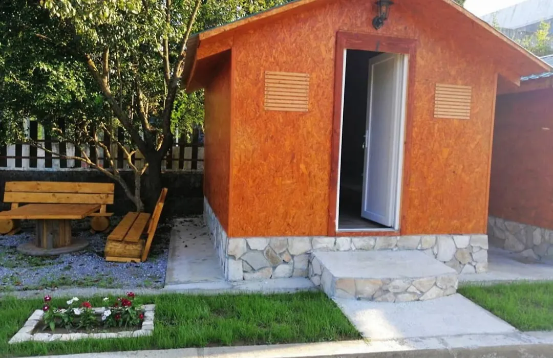 House Markovic-1