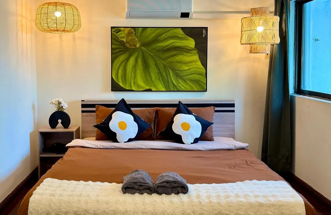 Private House 3 Suite Beds + Double Beds In Heart Of Phromphong-1