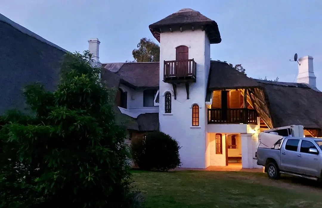 Majestuosa Residencia Con Piscina Atlantida Sur 7 Dorm 4 Bath-1