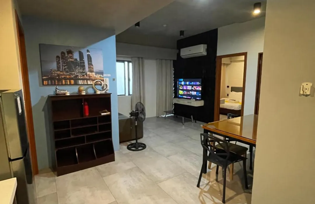 2 Bedroom Service Apartment In Quezon City-1