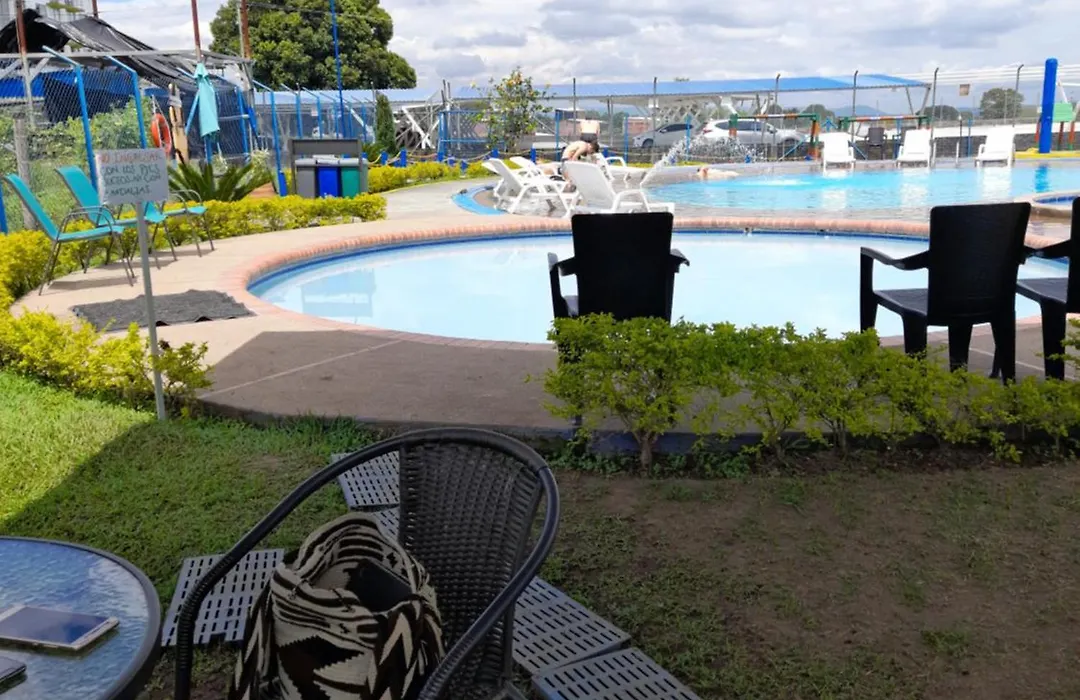 Apartamentos Para Turismo Cerca A Parques Tematicos-1