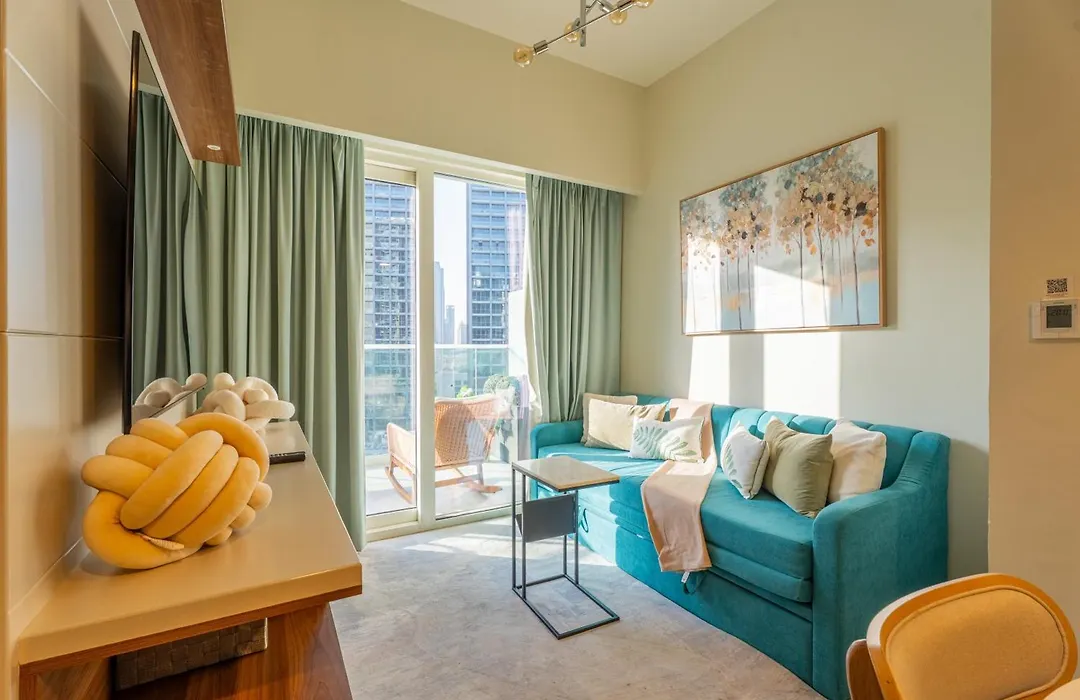 Modern 1Br In Business Bay Balcony Pool Access-1