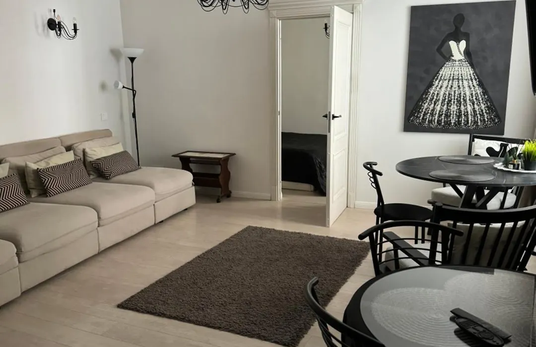 Old Town Apartment-1