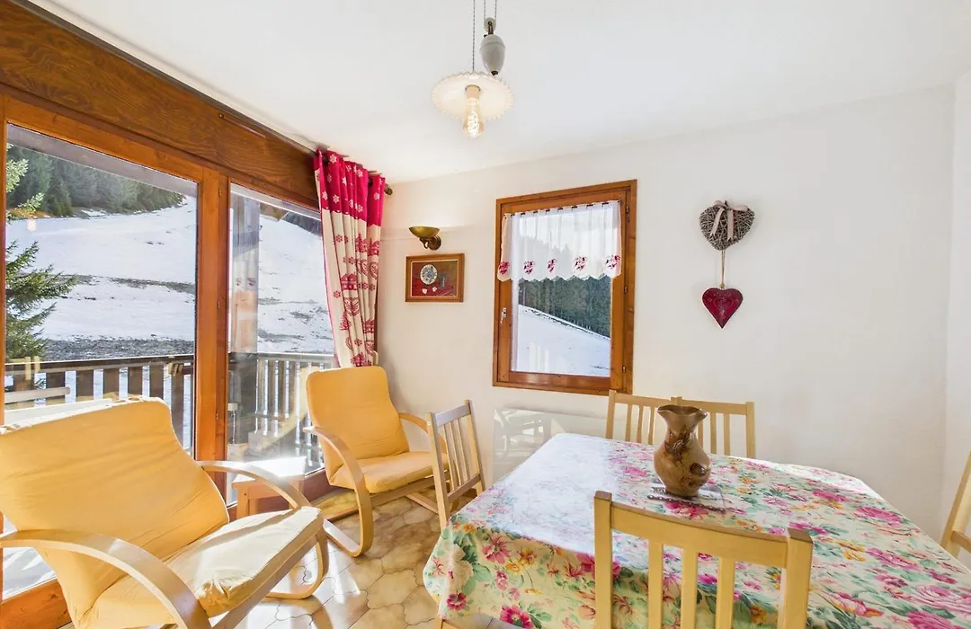 Appartement Les Gets Au Pied Des Pistes Avec Parking - Fr-1-623-188-1