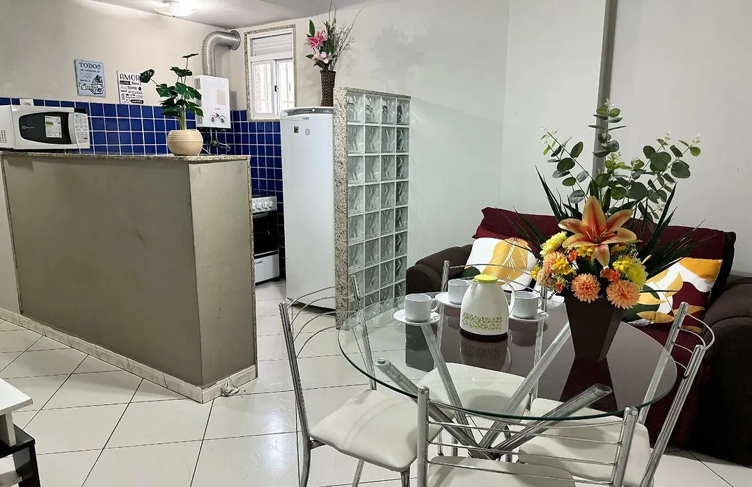Na Quadra Da Praia Posto 5 - Nsc1137-401-1