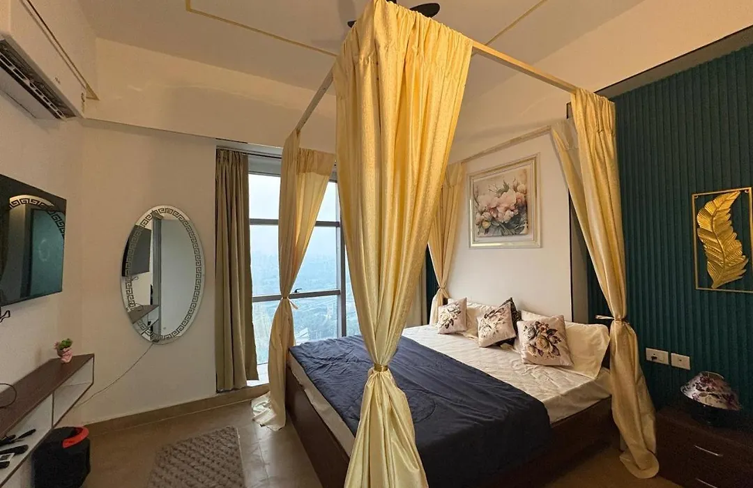 Spectrum Metro Mall 10 1Bhk Apartment Sector 75 Noida With Balcony-1