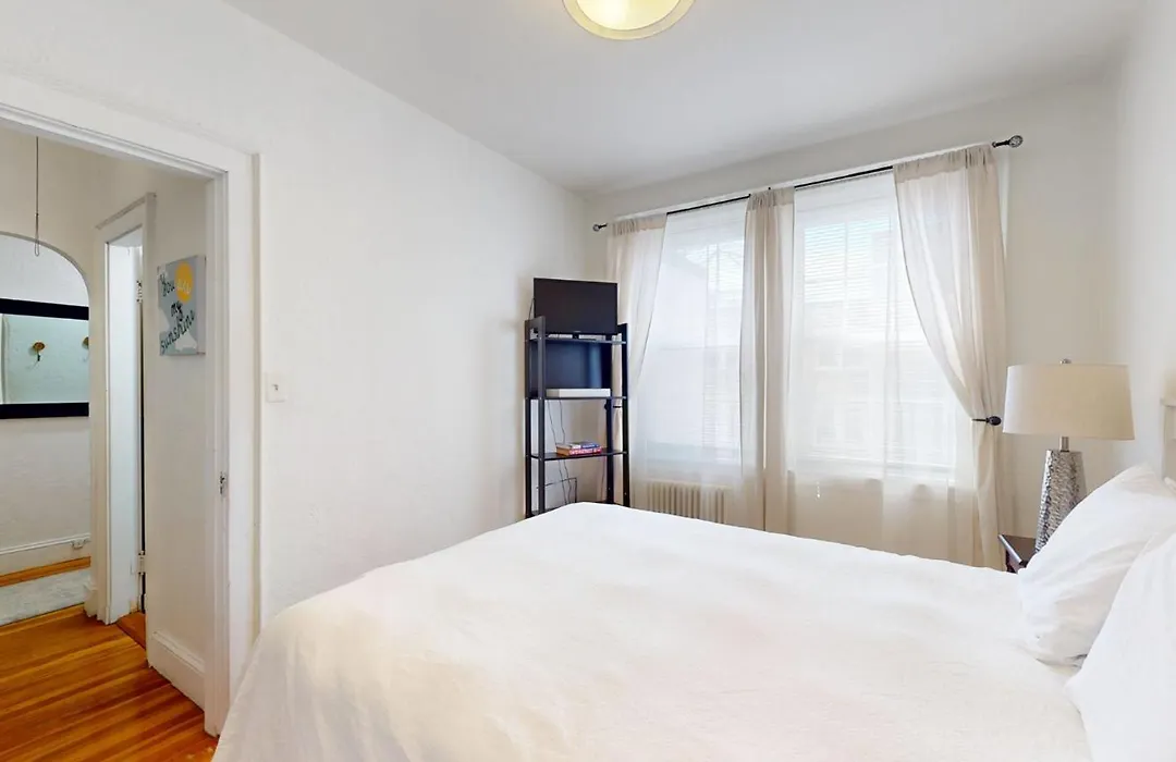 Cozy 1B, Green Line, Boston Coll, Elev, Roof Deck-1