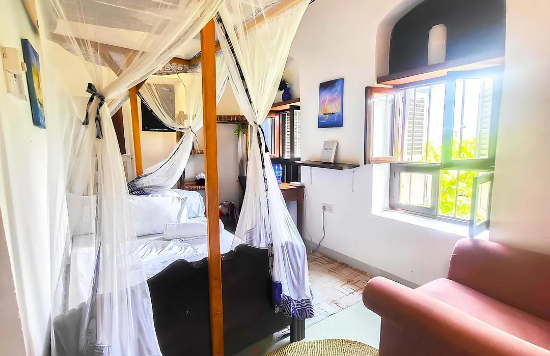 Seafarers Loft-1