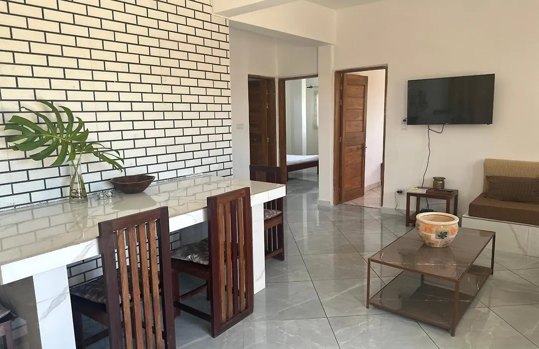 Residence Anjara Tanamakoa - Appartements Meubles A Tamatave Proche Centre Ville-1