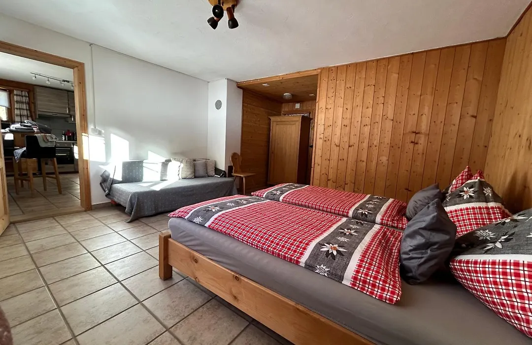 Sertig Ferienwohnung-1