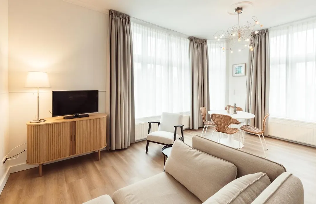 Strandhotel Domburg - Next Door-1