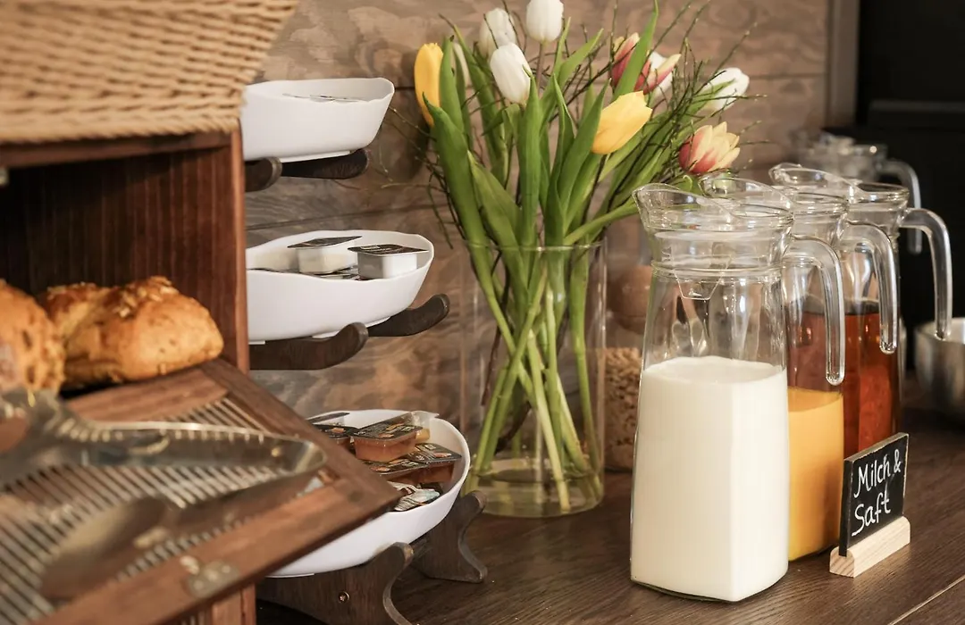 Hotel The Farmhouse No 50 - Kostenfreies Parken! - Cafe & Eventrooms-1