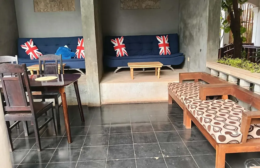 Lika'S Family Homestay & Pool Villa-1