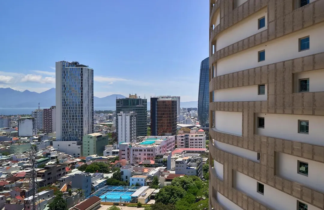 Courtyard By Marriott Danang Han River-1