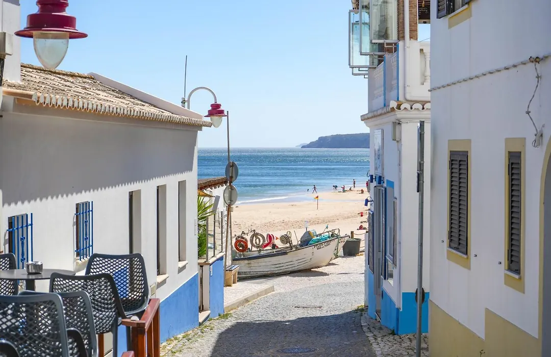 Simply Salema: Casa Das Estevas, Beach Villa-1