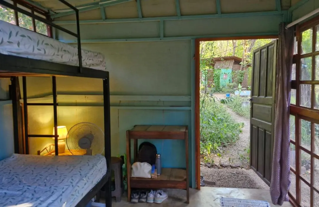 Hostal Con Camas Compartidas - Pachamama Bio-1