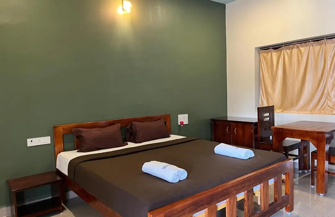 Moonrakers Guest House-1