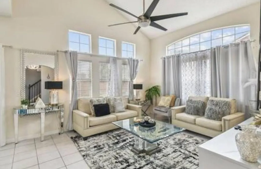 Townhouse 4Q Lake Berkley Perto Disney-1